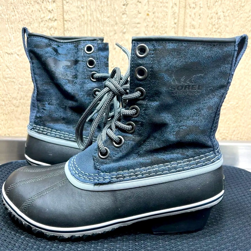 Women’s Sorel slimpack 1964 boots size 8 excellent condition duck boots snow